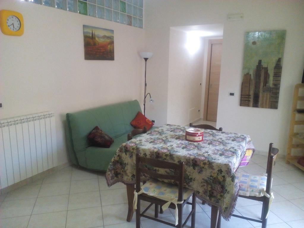 Appartamento Vallone Petrara Reggio Calabria Camera foto